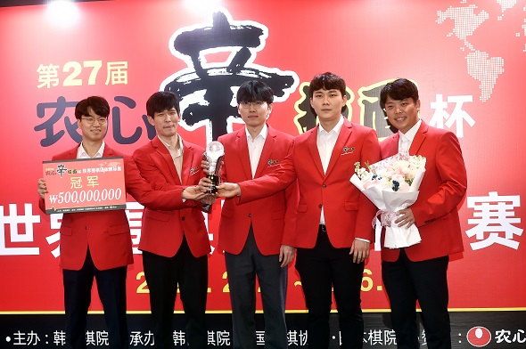 신진서, 농심신라면배 최종국서 일본 꺾고 한국 6연패 달성!